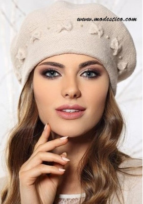 Луксозна бежова барета  Amira