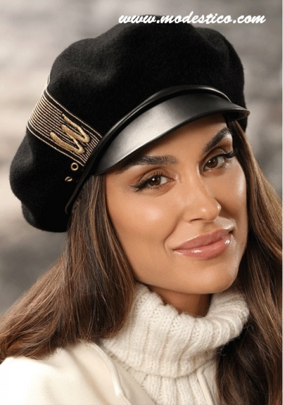 Черен зимен дамски каскет Brim